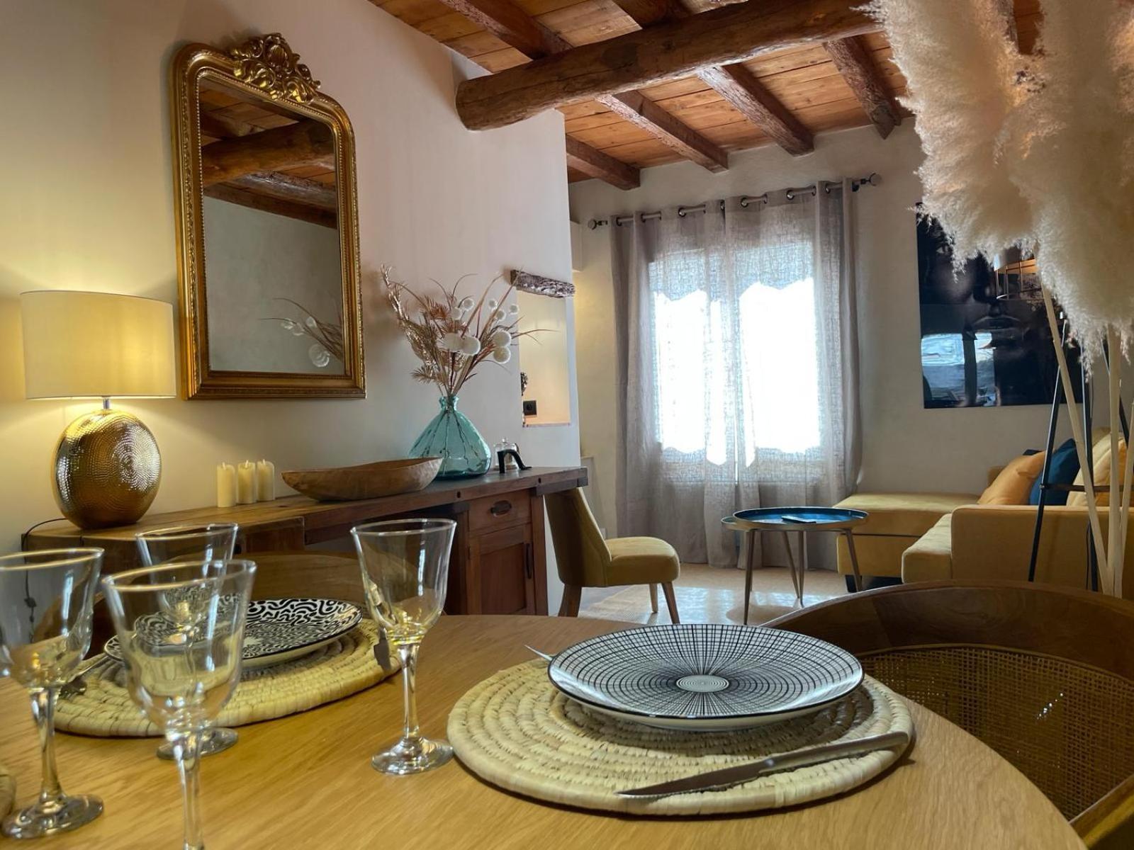 Maison Cosy, 2 Chambres, Adossee Aux Remparts Ег-Морт Екстер'єр фото