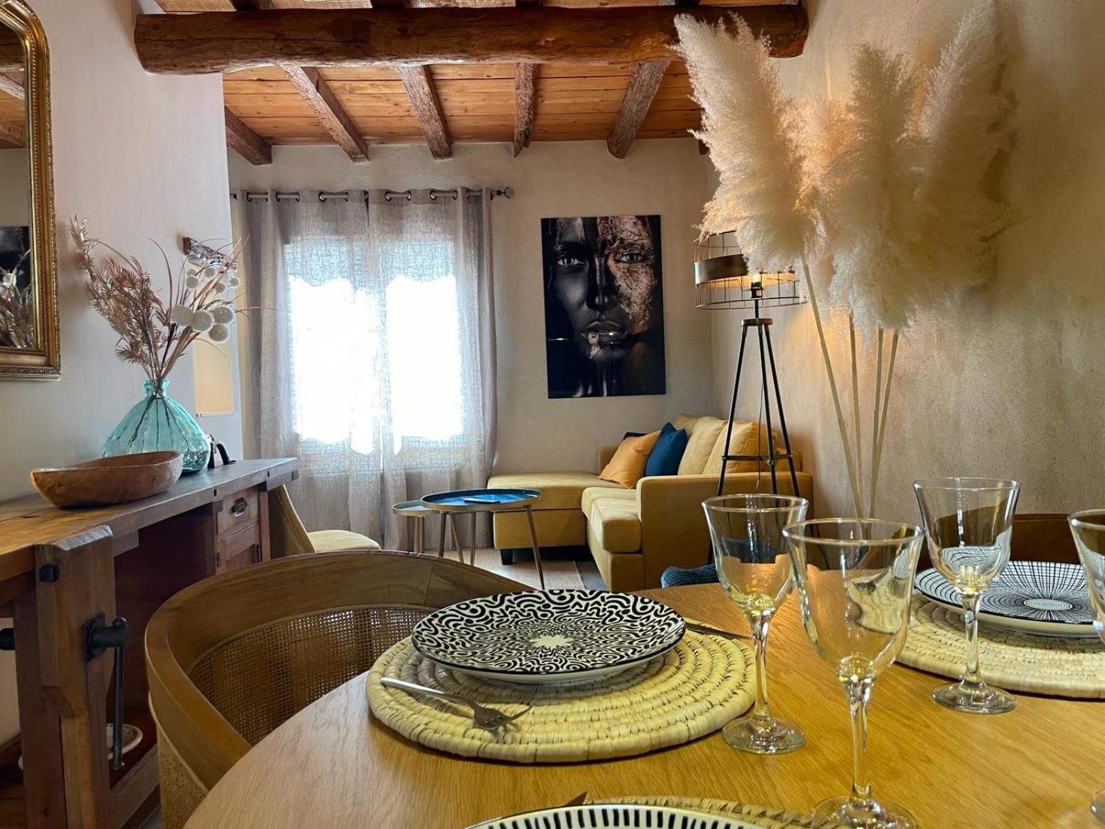 Maison Cosy, 2 Chambres, Adossee Aux Remparts Ег-Морт Екстер'єр фото