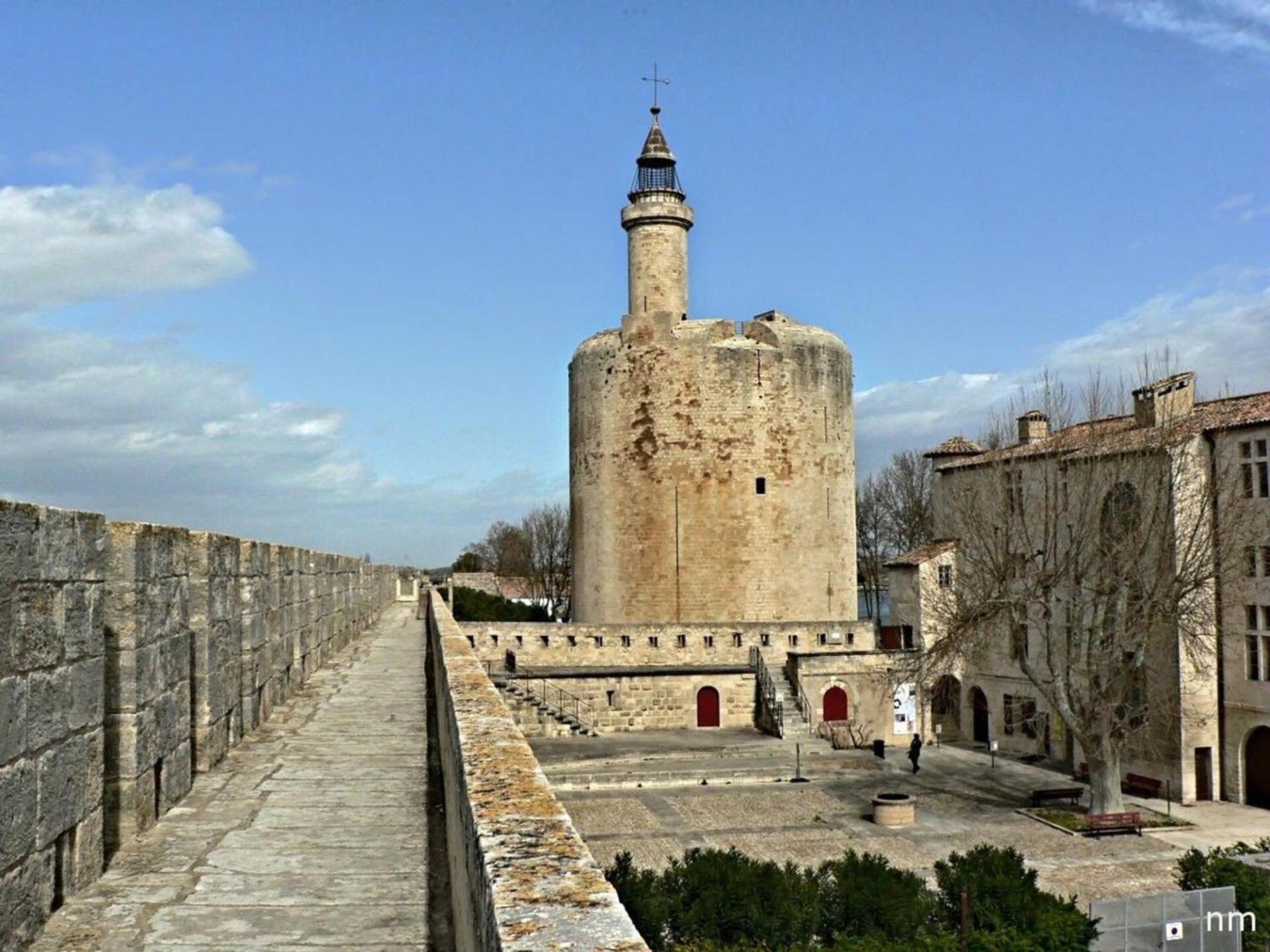 Maison Cosy, 2 Chambres, Adossee Aux Remparts Ег-Морт Екстер'єр фото